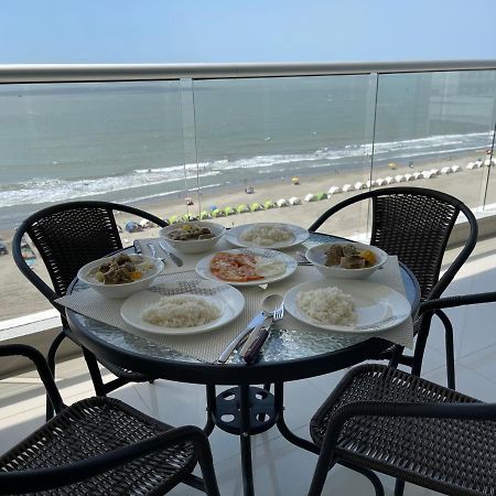 Cartagena Beach Front Apartments Esterno foto