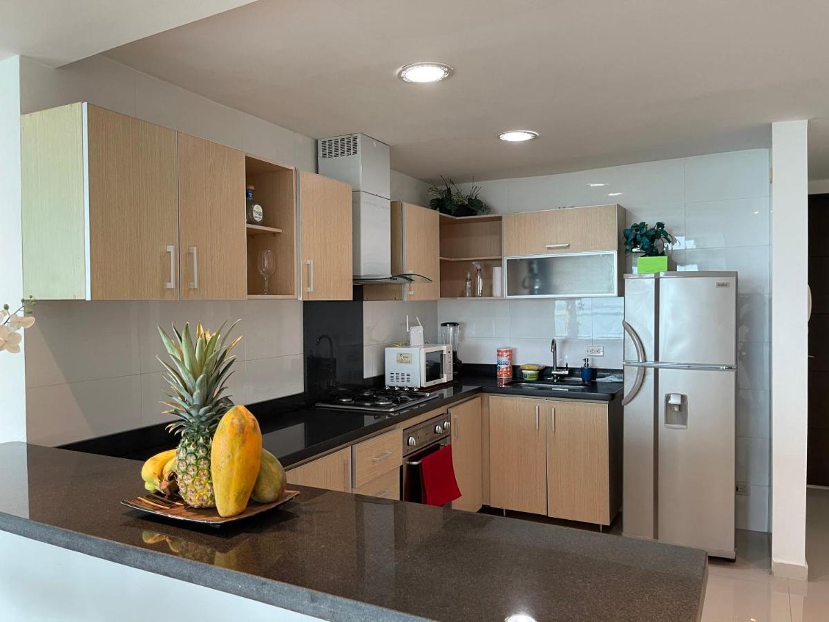 Cartagena Beach Front Apartments Esterno foto