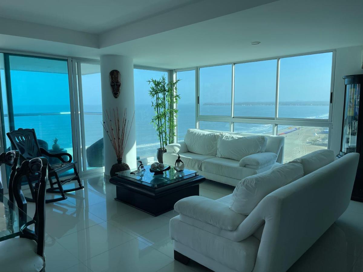 Cartagena Beach Front Apartments Esterno foto