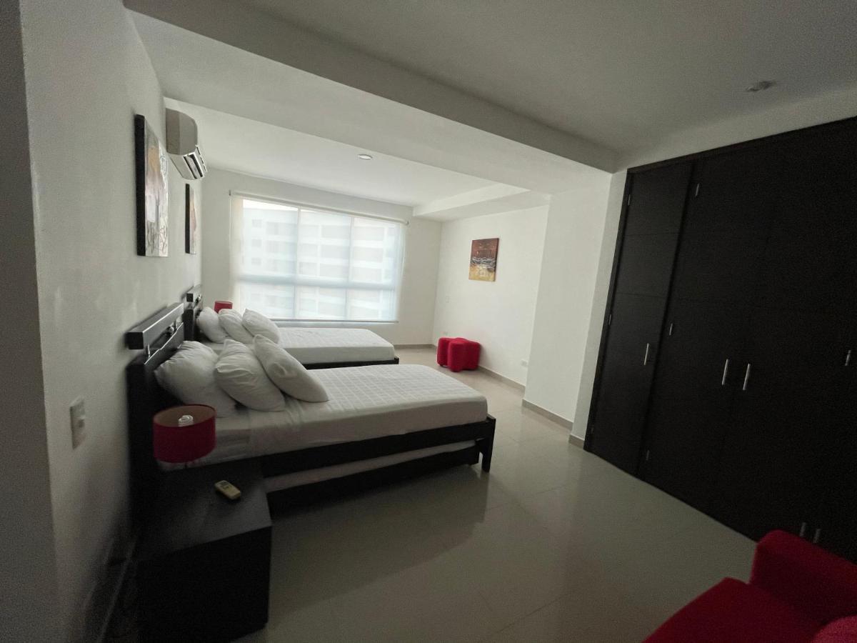 Cartagena Beach Front Apartments Esterno foto