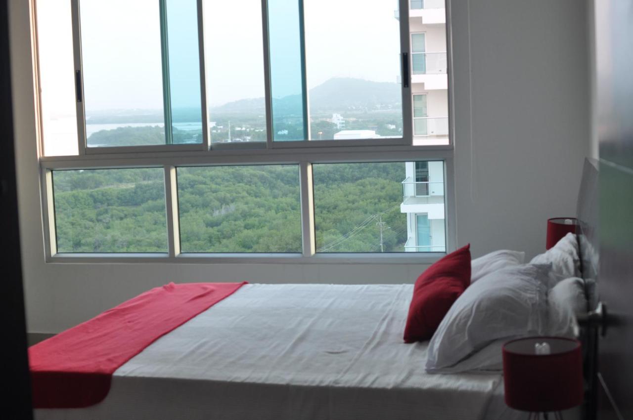 Cartagena Beach Front Apartments Esterno foto